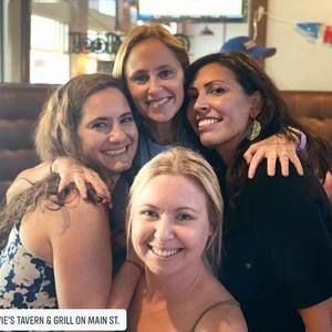 Meet your Posher, Lyndsye